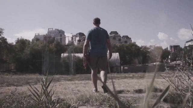 Метание диска в антураже постапокалиптического мира. Discus Throw In A Post-apocalyptic World.