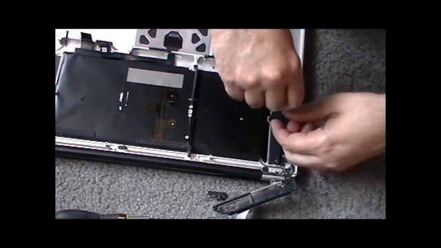 Disassemble Macbook Pro 15 (2010) Unibody Till Removing The Top Case (PART 2)