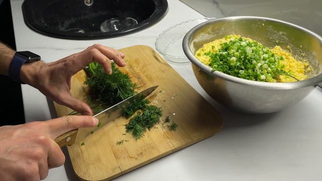 Кукурудзяний корж з бринзою, Малай або Пір'яник смотреть онлайн