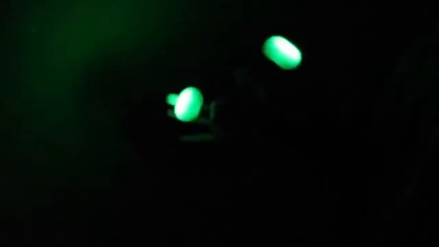 Обзор: вертушки шарики для рук Thumb Chucks (Begleri) светящиеся