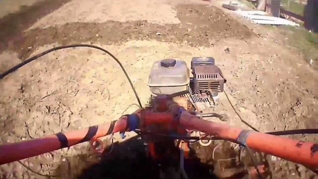 Выравнивание огорода после горе-тракториста! смотреть онлайн