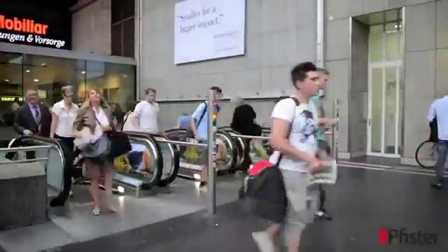 Verteilung Möbel Pfister Katalog 2013 Zürich HB