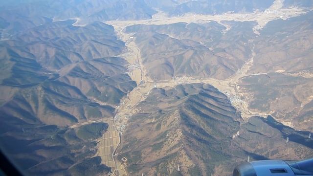 에어부산 Air Busan 포항 상공에서 대구공항 착륙. Around Pohang to Daegu Airport. смотреть онлайн