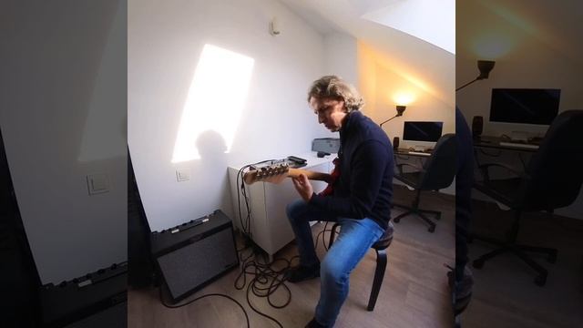 Boss GX-100 and Fender Tone Master FR10 low volume noodling смотреть онлайн