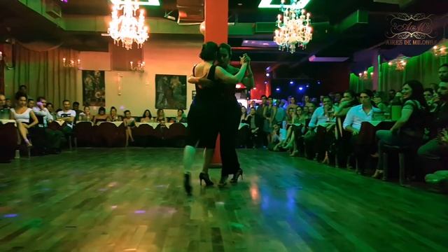 Dos mujeres en el tango. Inés y Corina смотреть онлайн