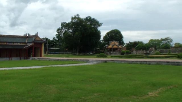 Цитадель Хюэ - имперской столицы Вьетнама. Hue, Vietnam смотреть онлайн