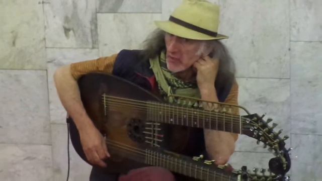 Музыка в метро. Сергей Садов. Садора. I смотреть онлайн