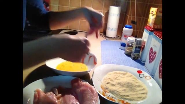 Шницель из свинины в панировачных сухарях смотреть онлайн