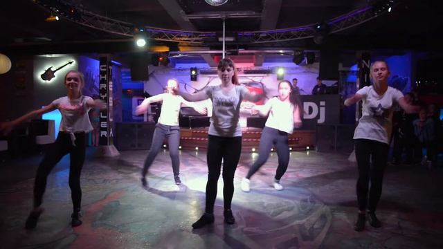 DANCEHALL смотреть онлайн