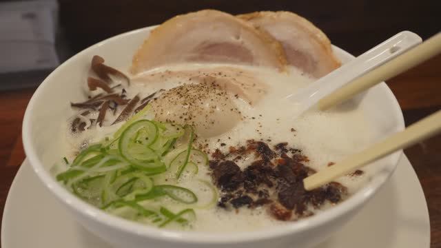 Мишленовский Рамэн смотреть онлайн