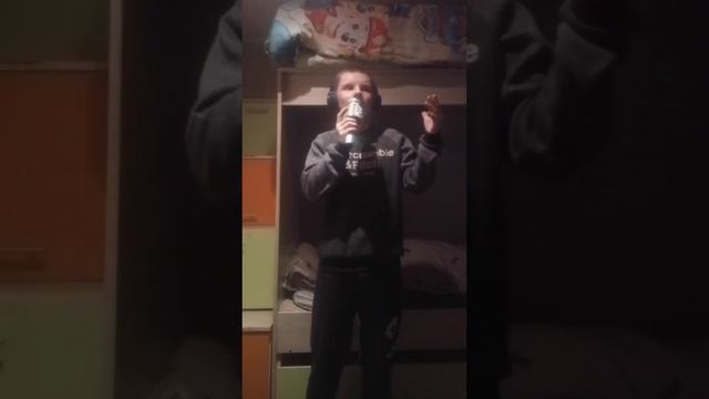 гимн России и солдаты солдаты песни по названию гимн и солдаты песня написал Алексей Гена заценил смотреть онлайн