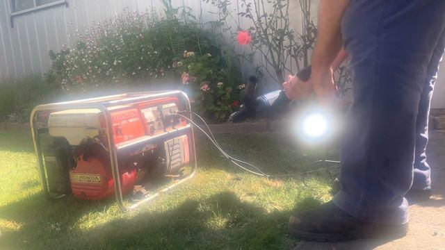 Honda EM1900x generator смотреть онлайн