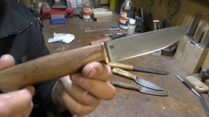 Показываю свои страшные ножи!  Тратим время на болтовню