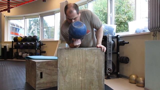 "Подъём Батраза" - гиря 12кг. Batraz's wrist curl - 12kg kettlebell. смотреть онлайн