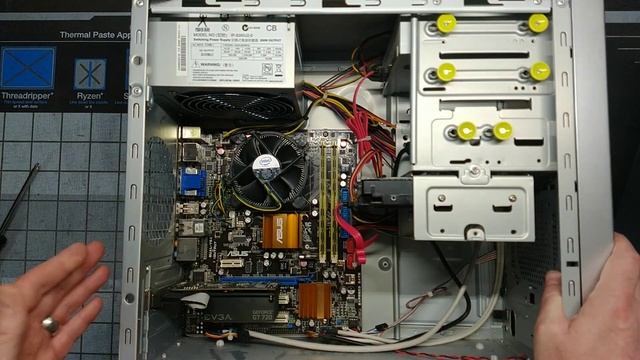 Intel Core 2 Quad Q8200 System смотреть онлайн
