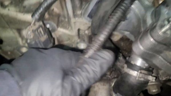 Ford Explorer 4.0 SOHC V6 thermostat housing replacement tips and tricks