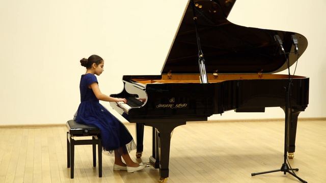 Алиса Дектярева 11 лет, 5 класс, филиал ЦМШ-АИИ "Балтийский", преподаватель Ушакова А.С. смотреть онлайн