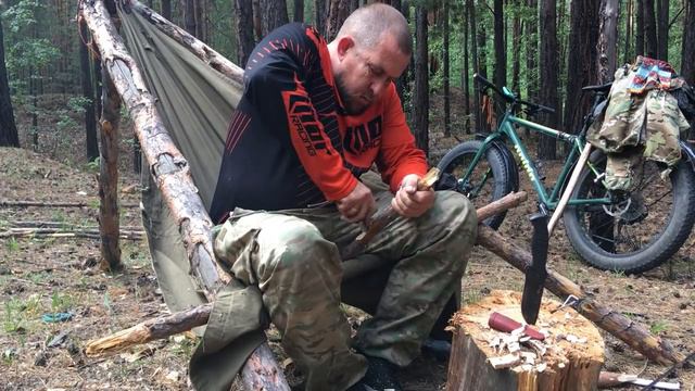 Моя первая в жЫзни лучковая пила на коленке смотреть онлайн
