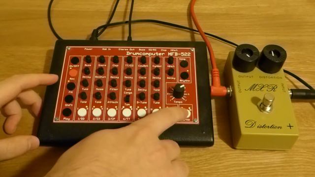 MFB 522 & MXR Distortion+ CSP104 смотреть онлайн