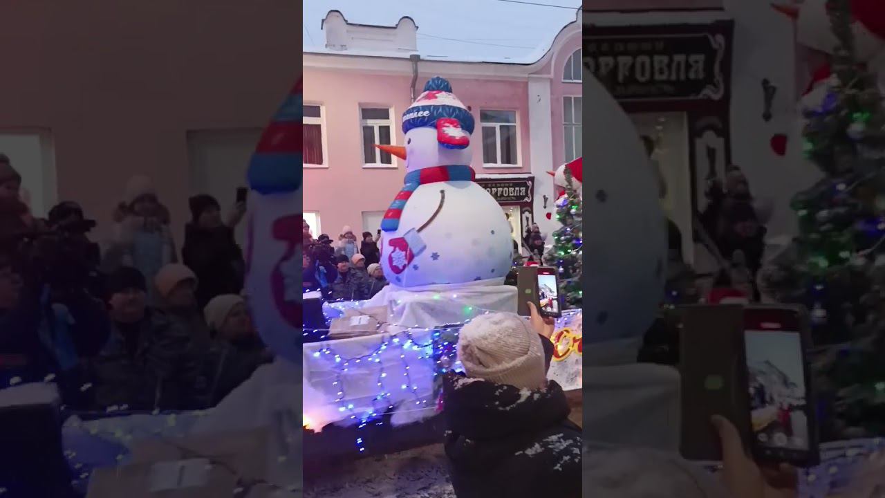 Квадроциклы РМ во главе колонны на Нашествии Дедов морозов! смотреть онлайн