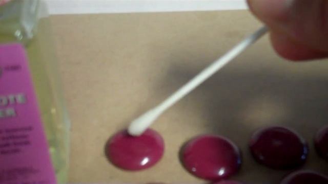How To Play Subbuteo: Varnishing Bases смотреть онлайн