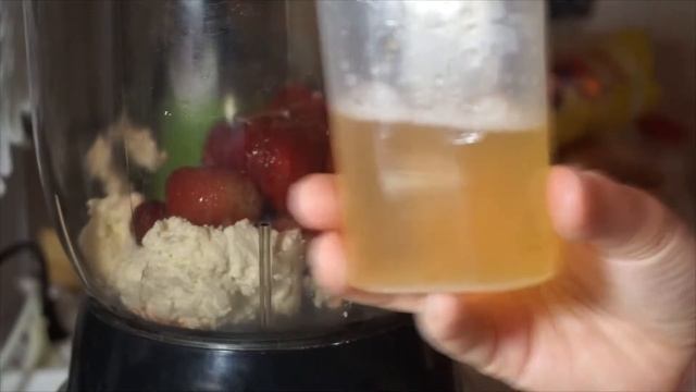 Клубничный десерт | ДИЕТИЧЕСКИЙ ДЕСЕРТ 49 ККАЛ | Послепраздничная разгрузка | Juli_Health смотреть онлайн