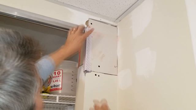 How to Repair Drywall Holes at Closet Door Opening/Corner смотреть онлайн