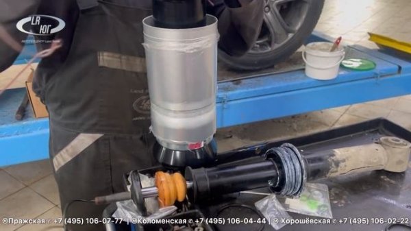 Range Rover Sport свист в передней части авто. Замена пневмобаллона. Как собрать пневмостойку