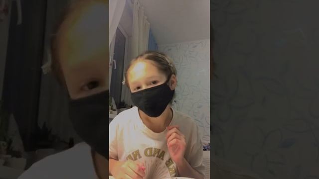 Разрисовала маску:))) Кстати, как вам новое видео??? смотреть онлайн