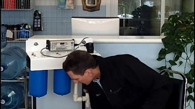 Viqua/Sterilight DWS UV Filter and Bulb Replacement смотреть онлайн