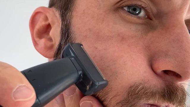 OneBlade VS Trimmer Philips Serie 3000 VS Type Shaver Which Shaves Sharper