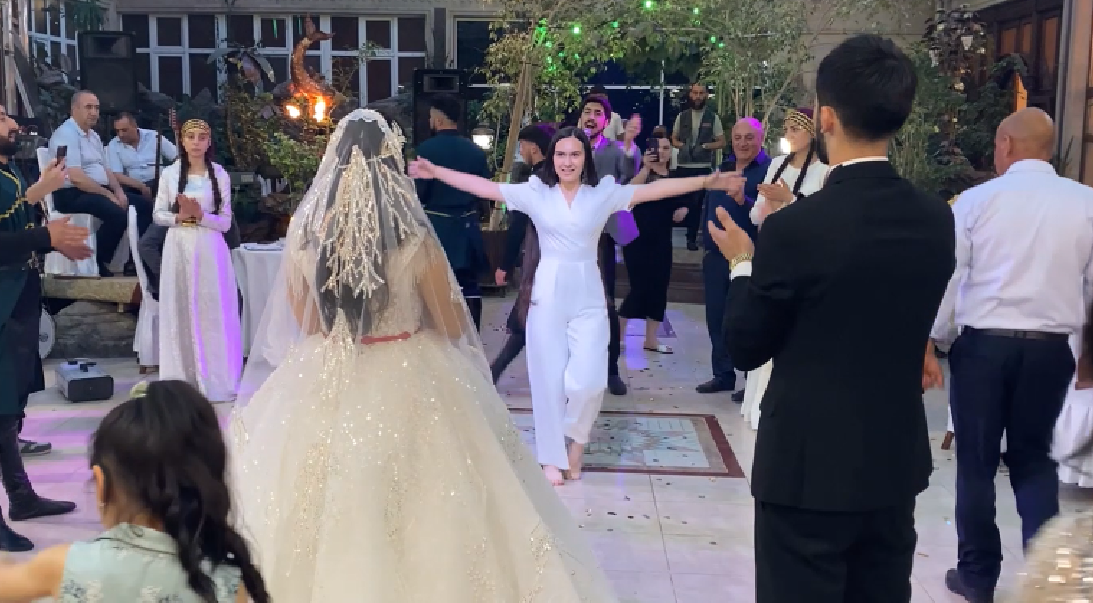 Super Toy Lezginka Dance 2023 Свадьба Лезгинка Ребята Танцуют Очень Классно ALISHKA Georgian Music смотреть онлайн