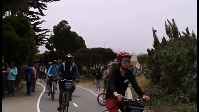 ГОРОД В СТИЛЕ ДИСКО смотреть онлайн