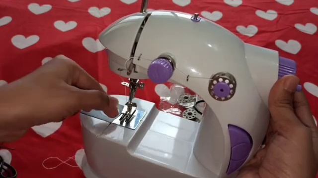 Mini Sewing Machine Unboxing and Review bought from Amazon | How to use Mini Silai Machine in Hindi смотреть онлайн