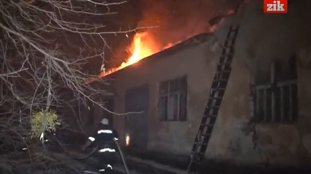 Пожежа на вул. Личаківській, 152 6.02.2013 смотреть онлайн