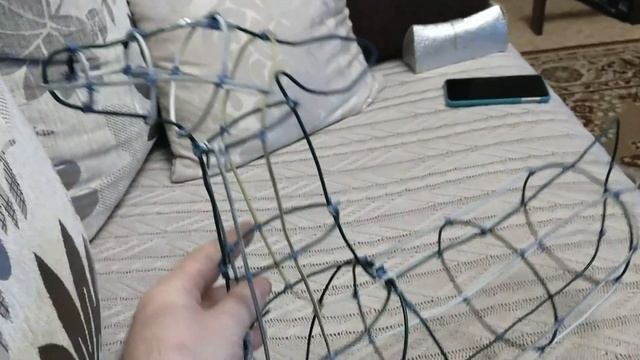 Новогодний олень из проволоки. Как сделать самому, подробно смотреть онлайн