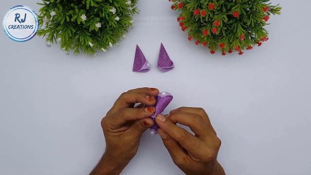 Christmas Angel Making Ideas - Glitter Paper Christmas Angel