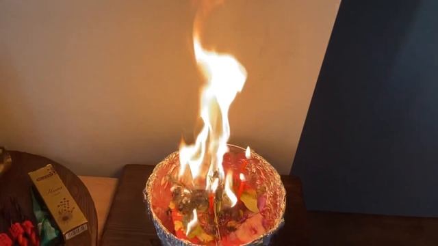 Гори Гори Свеча Тортик на День Рождения | Чудес Мастерская смотреть онлайн