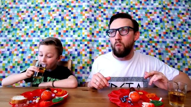 ДИНЕР ВИНЕР СВОИМИ РУКАМИ ЧЕЛЛЕНДЖ НДА ЧЕМПИОНОВ КУШАЕМ НА СКОРОСТЬ смотреть онлайн