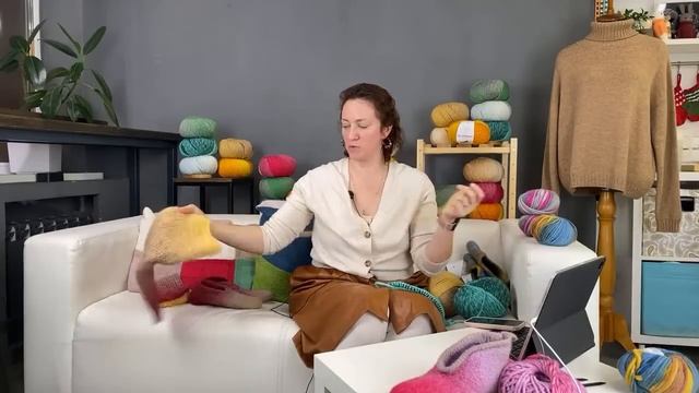 ВЯЖЕМ ВМЕСТЕ: домашние тапочки из пряжи LAINES DU NORD SLIPPERS смотреть онлайн