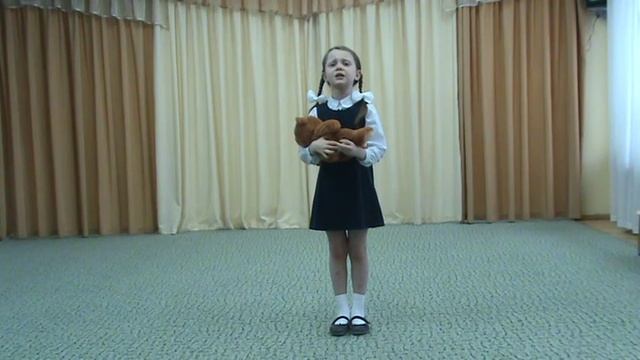 ГБОУ СОШ № 633 СПДО № 2, Пономарёва Маша Оборванного мишку утешала автор Лора Тасси смотреть онлайн