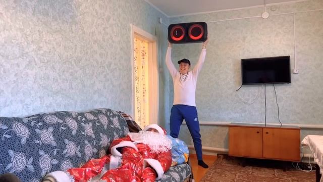 БАТЯ И НОВЫЙ ГОД ? смотреть онлайн