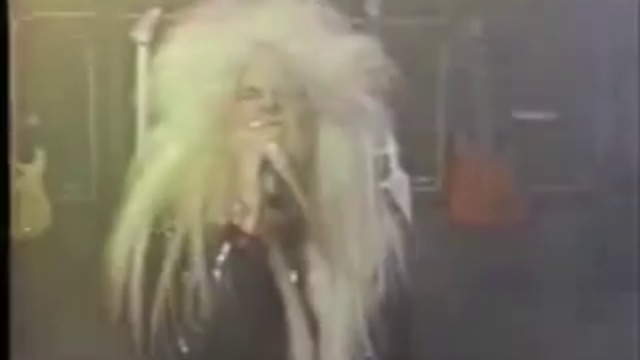 Slash VS Michael Angelo Batio смотреть онлайн