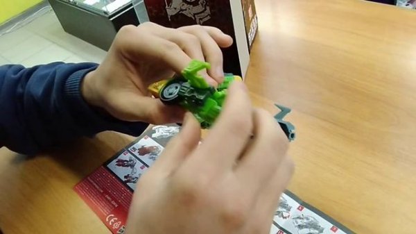 Обзор трансформера Springer - Siege WfC - Voyager Class - Hasbro. Музей Р-ТФ.