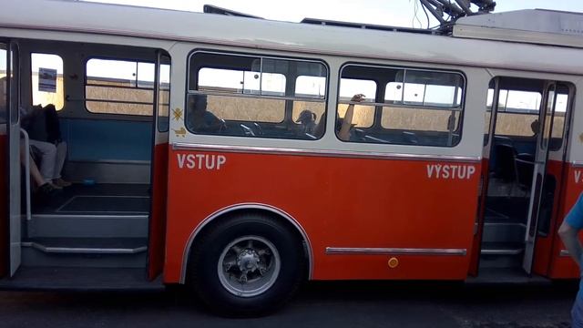 Škoda 9Tr v Bratislave смотреть онлайн