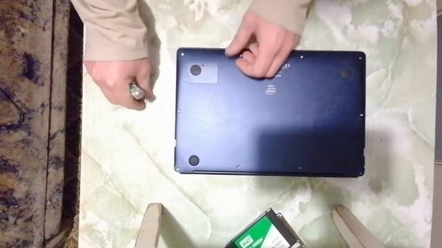 Как установить ssd m2 в Smartbook prestigio смотреть онлайн