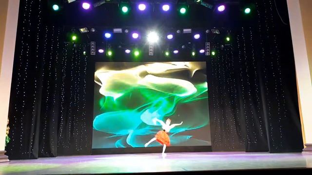 Танцевальная студия "Зоренька " Уткина Виктория смотреть онлайн