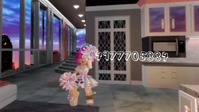 коды на музыку в роблокс роял хай/codes for music in get royal high смотреть онлайн