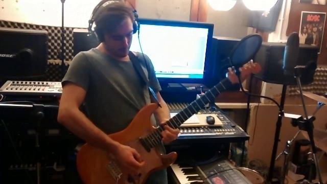 jamming alone over a groovy drum loop at 3 o' clock in the morning смотреть онлайн