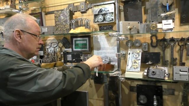 Замки для сейфов и банковских хранилищ LEBTIG Германия (часть 2)